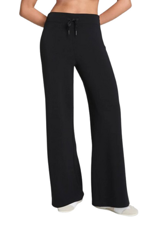 Airessentials Wide Leg Pant